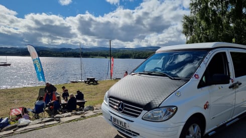 FreeDom – 2 berth Mercedes-Benz campervan