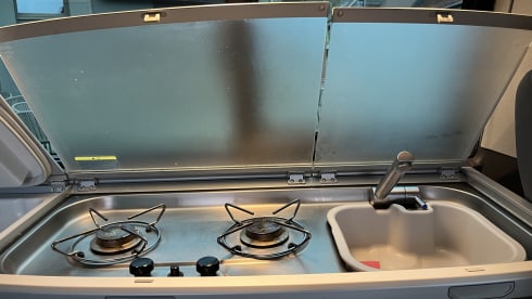 4p Volkswagen California  Coast campervan uit 2022 