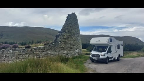 Big Bertha – 6 berth Roller Team 
