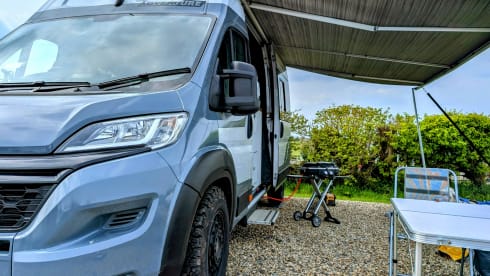 Perfect adVANtures – Brand new! Luxury campervan, suitable for up to 5 persons