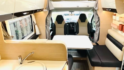 Forster – Beautiful, modern, spacious family camper