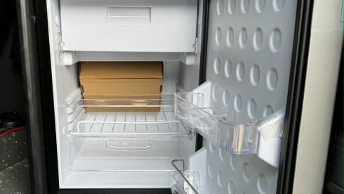 THE MAX – DER MAXIMALE – Atemberaubender Renault Traffic Campervan mit 2 Schlafplätzen aus dem Jahr 2019