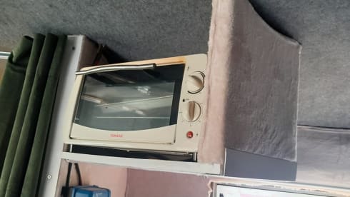 2p Mercedes-Benz bus uit 1974