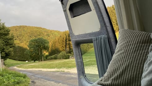 Jack (hit the road) – 2p Ford campervan uit 2010