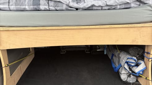 Adventure van  –  the coolest Volkswagen automatic from Edinburgh airport 