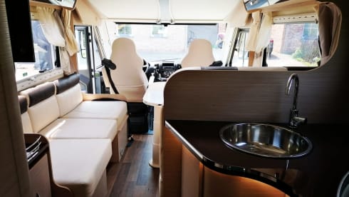 De Kemper – Mc Louis 822 integral - 4 to 6 persons (2017)