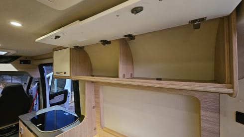 Tova – Camper van for adventure trips.