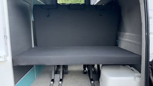 Mercedes-Benz Vito campervan with beautiful installation.