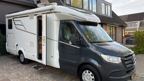 2p Mercedes-Benz semi-integrated from 2020