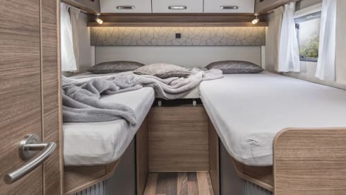 Weinsberg Loft  – Ultimative Freiheit! Sehr luxuriöser und voll ausgestatteter Camper mit langen Betten