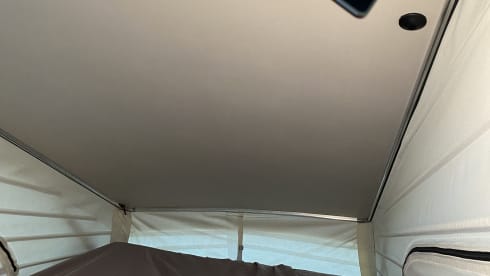 MP  – Mercedes, MarcoPolo, 4 × 4