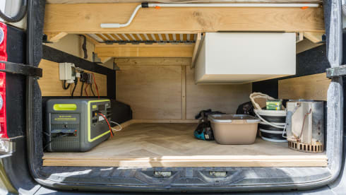 Oaki Doaki – 3p Volkswagen bus from 2025