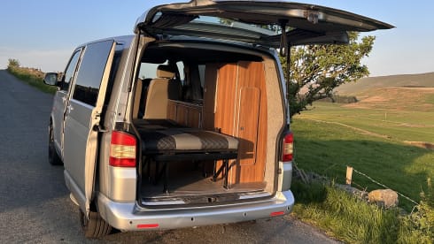 Luxury VW T5 Campervan For hire, 2 Berth