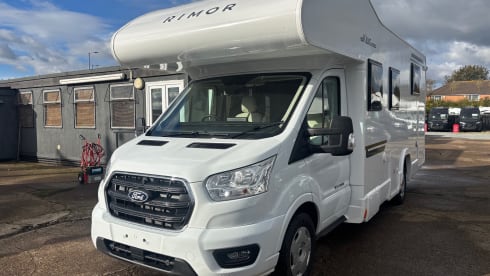 HARRIS – 2026 FORD TRANSIT RIMOR KILIG 669 - 5 BERTH AUTOMATIC