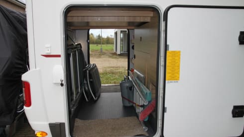 Luxuriöser Adria Matrix Familiencamper mit automatischem Niveausystem