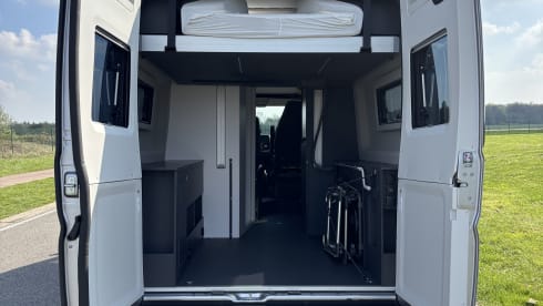 Adria Twin 640 SGX F AUTOMATIC