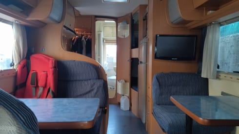 Rinus – Laika Ecovip 2.1 attic camper