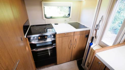 Stella – 4 berth Autotrail Imala 2017 (Daily rate includes insurance)