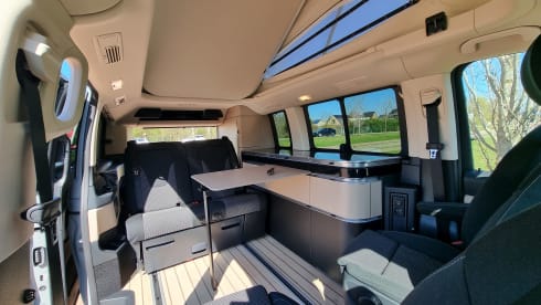 Marco polo – 4p Mercedes-Benz campervan uit 2025