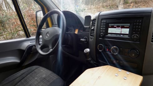 Siobvan – 2p Mercedes-Benz bus from 2014