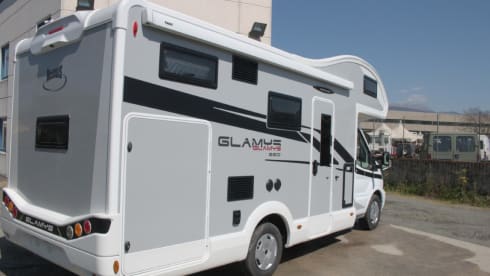 Glamys - 320 Ford – MCLOUIS GLAMYS 226 Ford with automatic transmission