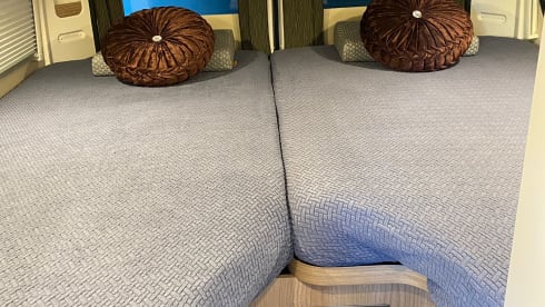 Almost new Malibu bus camper from 2020 with wifi