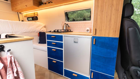Miep – Miep: comfortable off-grid camper!