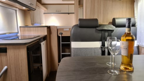 2p Sunlight of 2020 compact and comfortable
