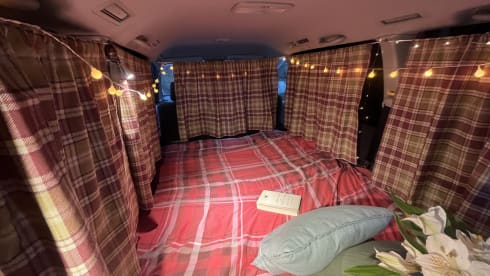 Cherny – super cosy  - automatic campervan. price  includes insurance !
