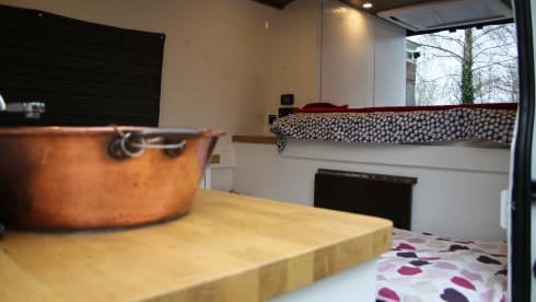 Betty – 3 berth Renault bus from 2014