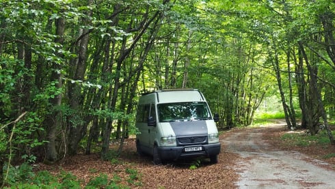 Soulis – 3 seater campervan motorhome (2002)