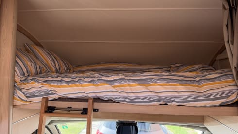 Our Molly – 6 berth Peugeot alcove from 2015