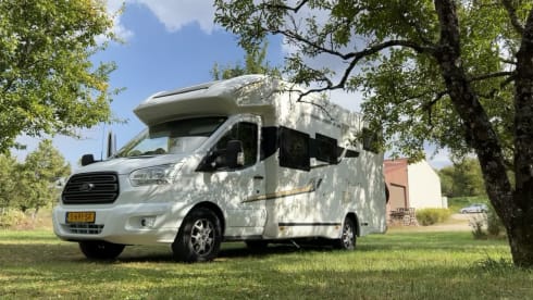 Bennie – Benimar Tessoro 442 Half integraal 2018, 4p