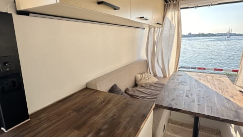 Elma  – Travel with Elma - Freistehen und die Aussicht genießen