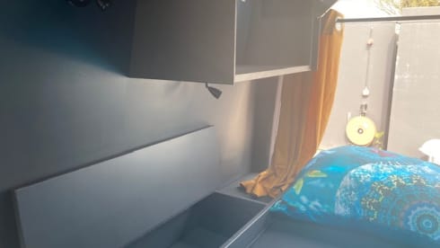 unique, attractive, compact 2-person Volkswagen camper 