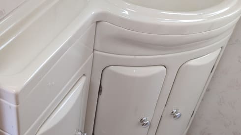 Kernow Explorer – Family motorhome for 4 in the heart of Cornwall