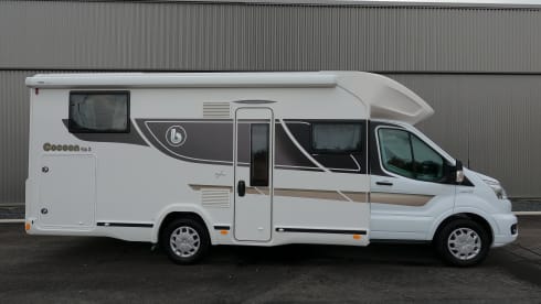 10 – Benimar Cocoon 463 