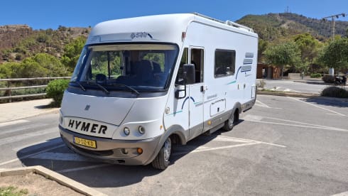 bart – 5p Hymer semi-integrated 