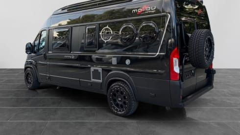 Malibu-Wohnmobil für 4 Personen ab 2024