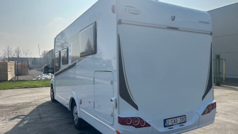 Familie camper – 4p Fiat semi-integrated uit 2019