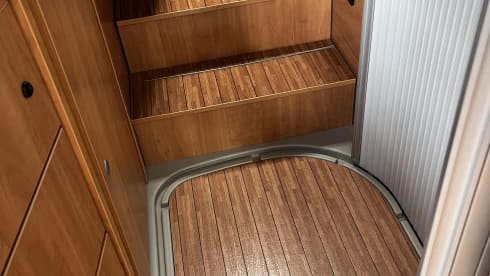 Buckies Travel House – Autobus Fiat a 2 posti dal 2026