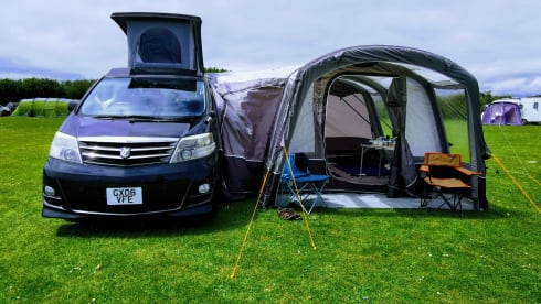 A Beautiful Escape – Luxury Automatic Toyota 4 berth, 5 seat, insurance included