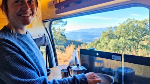 Arthur – takes you smoothly to any adventure - Ford Transit