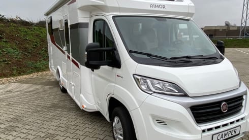 Schink – 5p Fiat semi-integrated uit 2021