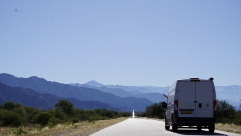 Accogliente camper autosufficiente