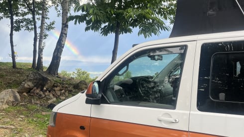 Charlie – Accogliente camper da 4 posti Volkswagen T5