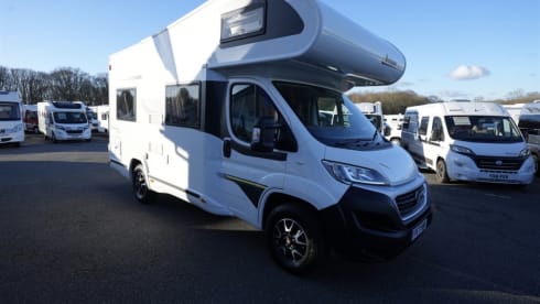 Benny the Benimar  – 4 berth Benimar 331  2021