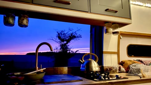 Ozzy – Stylish newly fitted 3 berth MWB camper 2016 Peugeot Boxer 