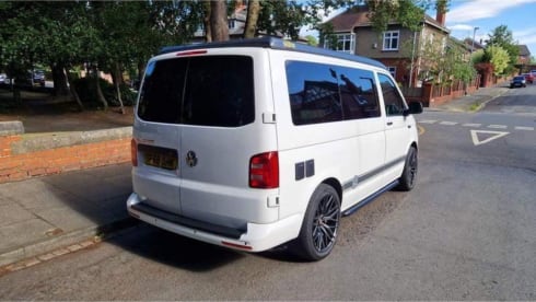 FloRider  – 4 berth Volkswagen campervan from 2018