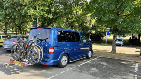 Seve – 4 berth Volkswagen campervan from 2015